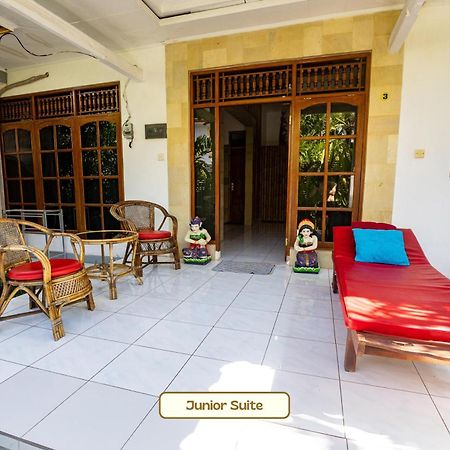 Kaia Lovina Guest House Junior Suite Luaran gambar