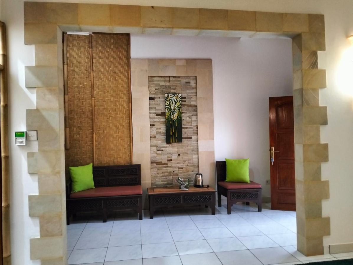 Kaia Lovina Guest House Junior Suite Luaran gambar