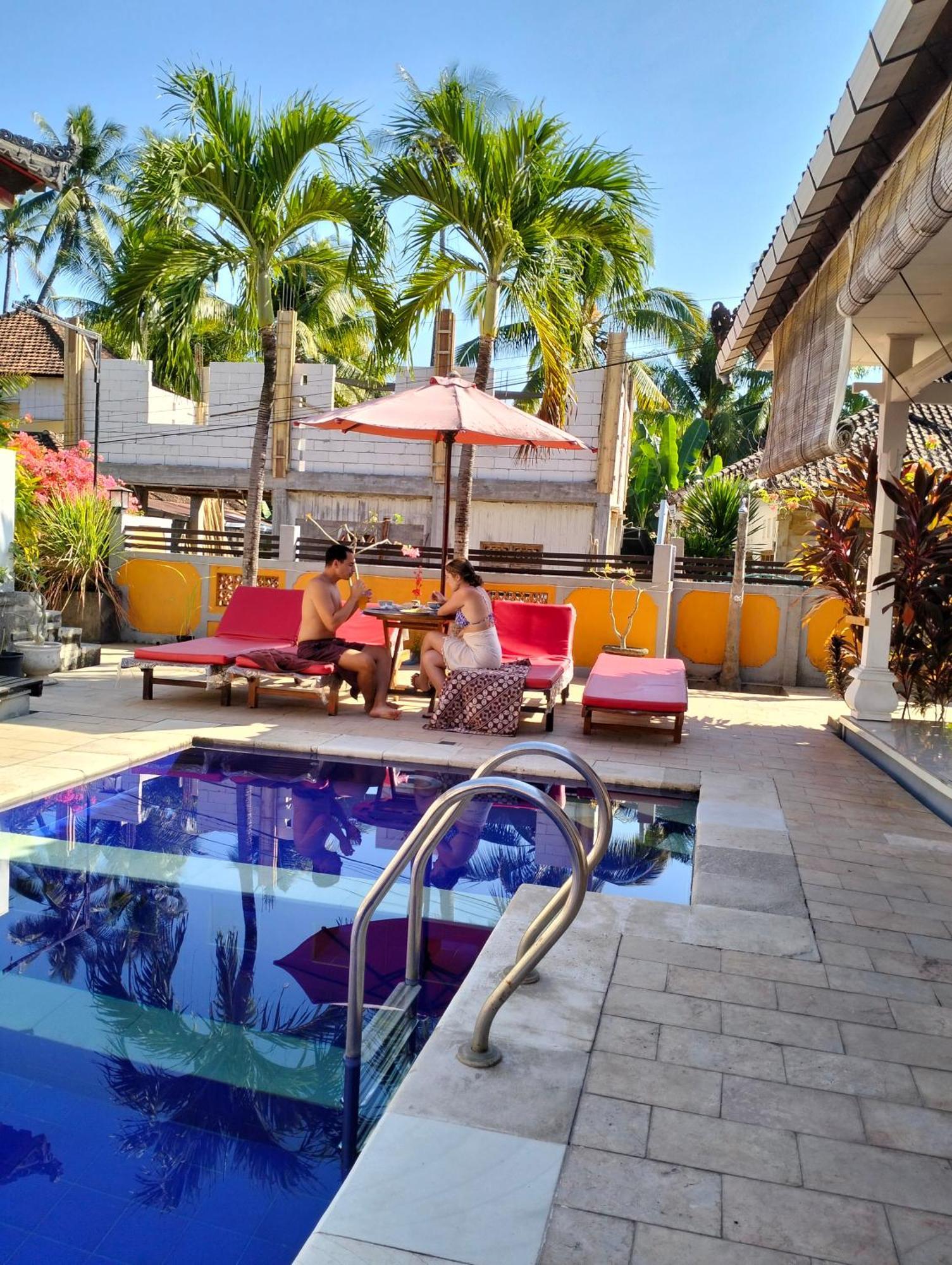 Kaia Lovina Guest House Junior Suite Luaran gambar